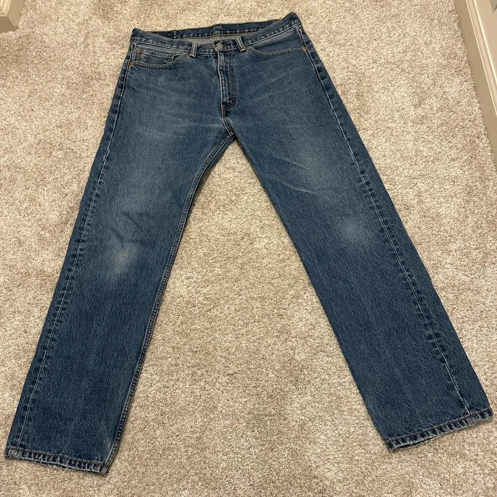 Levi's 505 Regular Fit Jeans – Classic Blue Denim 36x32
